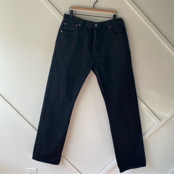 Levi’s 501 Orignal Fit Straight Black Jean - 36 - Picture 3 of 16